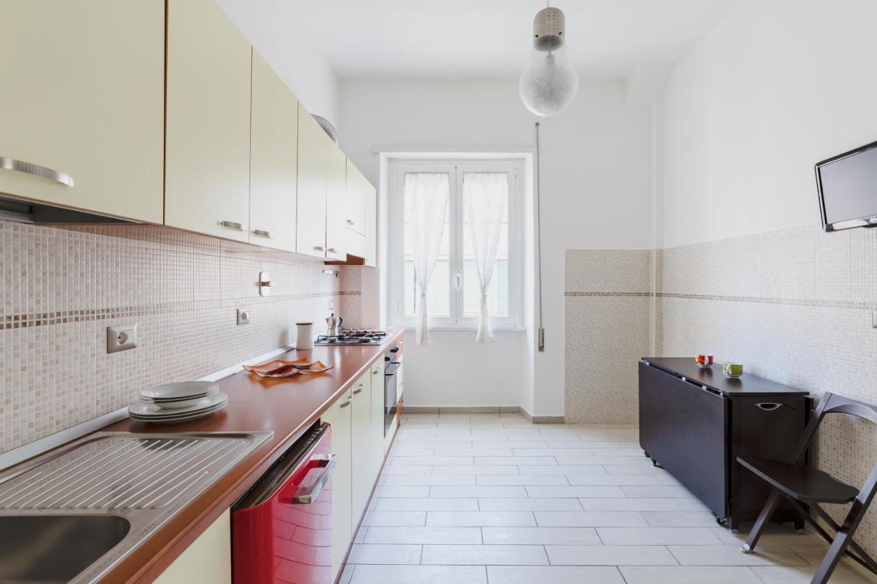 ローマCasa Floアパートメント エクステリア 写真
